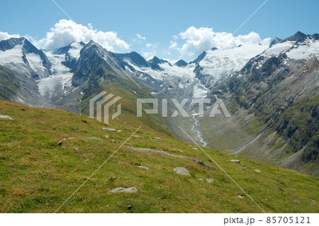 Mountains 85705121