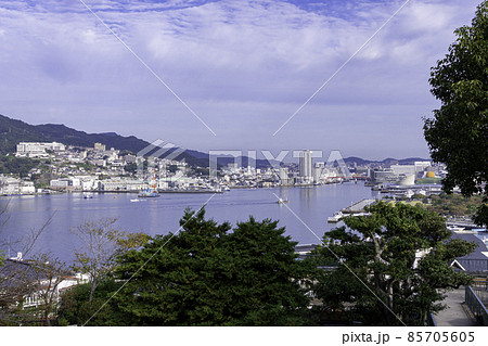 長崎市街地　グラバー園からの長崎港　長崎県長崎市 85705605