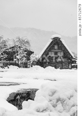 雪の白川郷(岐阜県) 雪の白川郷(岐阜県) 85712679
