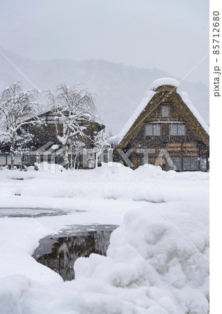 雪の白川郷(岐阜県) 雪の白川郷(岐阜県) 85712680