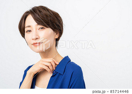 ミドル女性のビューティ ミドル女性のビューティ 85714446