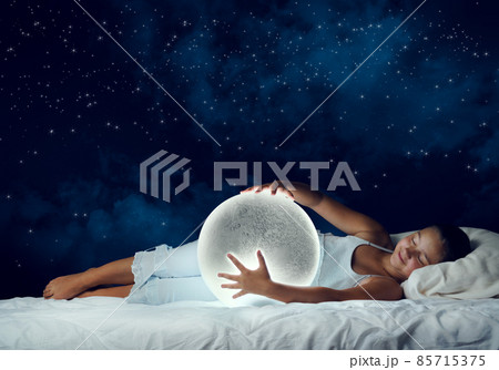 Girl dreaming before sleep Girl dreaming before sleep 85715375