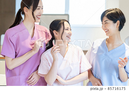 看護士 病院  女性　撮影協力：WEEK芝大門(サンフロンティア不動産) 85716175