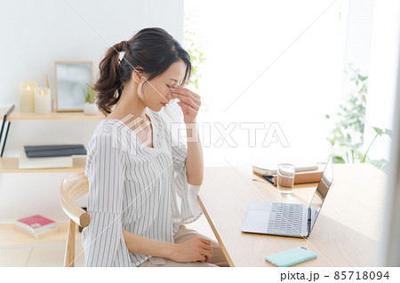 在宅ワーク　20代　女性 85718094