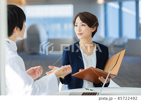 ビジネス 病院　医師　研究　MR 打合せ 商談 撮影協力：LINK FOREST 85722492