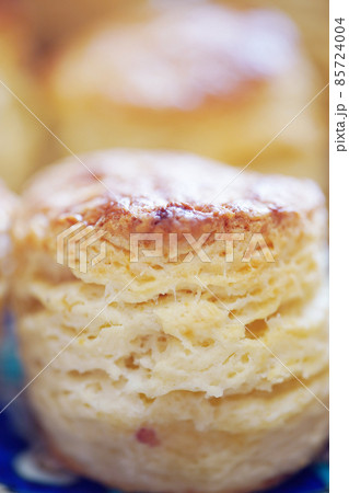 手作りのスコーン　オールドレンズ 85724004