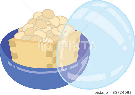 ガチャポンカプセルに入った節分の豆_半開き 85724092