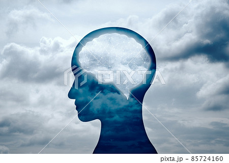 脳回路と意識のイメージ。人の頭のシルエットと雲。 脳回路と意識のイメージ。人の頭のシルエットと雲。 85724160