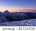 夜明け前の八ヶ岳 85724339