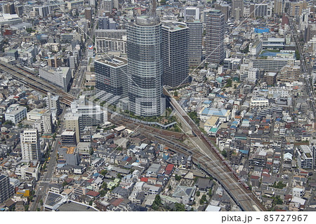 東京スカイツリーから望む：京成押上線直通の京急線1000形（歌う電車） 85727967