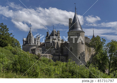 Castle La Rochepot Castle La Rochepot 85731797