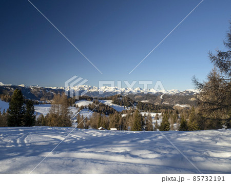 dolomites snow panorama val badia armentara hill dolomites snow panorama val badia armentara hill 85732191
