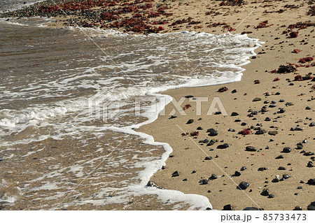 寄せる波 ビーチ 波打ち際 寄せる波 ビーチ 波打ち際 85733473