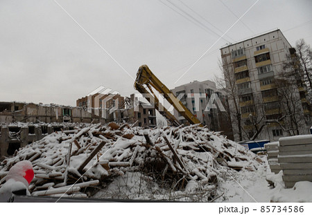 destroyed multi-storey residential building in the city destroyed multi-storey residential building in the city 85734586