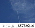10000ft上空の飛行機雲 85739210