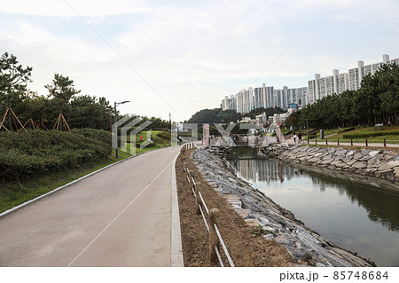 晴れ 自然 旅行 85748684