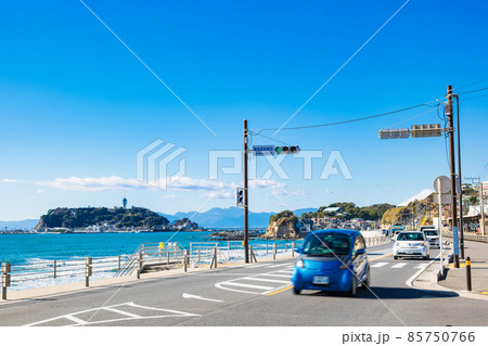 湘南海岸 江の島と国道134号 湘南海岸 江の島と国道134号 85750766