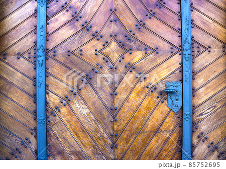 An old entrance door in Salzburg, Austria. An old entrance door in Salzburg, Austria. 85752695