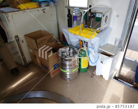 ビール列車車内 85753197