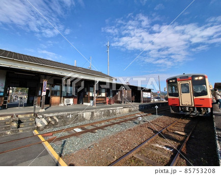 遠州森駅と天浜線(登録有形文化財) 遠州森駅と天浜線(登録有形文化財) 85753208