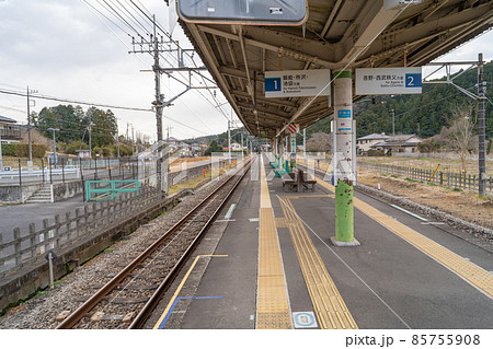 武蔵横手駅のホーム(西武鉄道) 武蔵横手駅のホーム(西武鉄道) 85755908