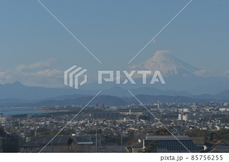 富士山と雲 藤沢 片瀬山住宅から 富士山と雲 藤沢 片瀬山住宅から 85756255