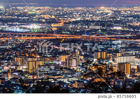 《兵庫県》尼崎市方面の夜景・五月山展望台 《兵庫県》尼崎市方面の夜景・五月山展望台 85756605