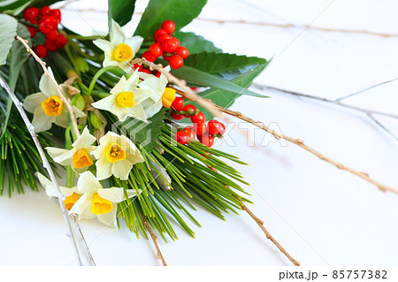お正月の飾り花 85757382