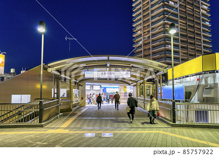 東京練馬の都市風景 大泉学園駅 大泉学園駅前広場 東京練馬の都市風景 大泉学園駅 大泉学園駅前広場 85757922