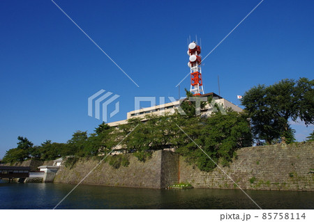 福井城跡と福井県警察本部庁舎 85758114