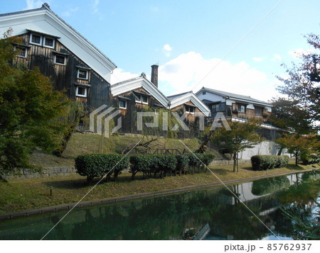 酒蔵のある風景 酒蔵のある風景 85762937