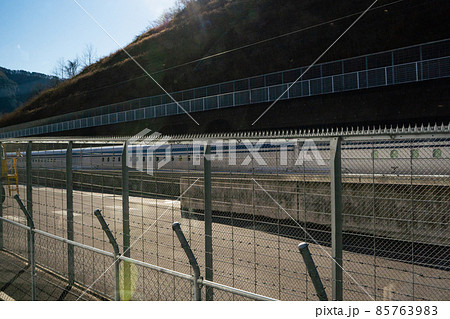 リニアモーターカー走行実験の様子 85763983