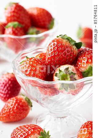 グラスと苺 『ぐらすといちご』 商品詳細 | Club TOHOGAS