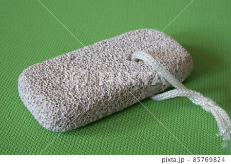 Rectangular block made of natural pumice stone for foot skin care. 85769824