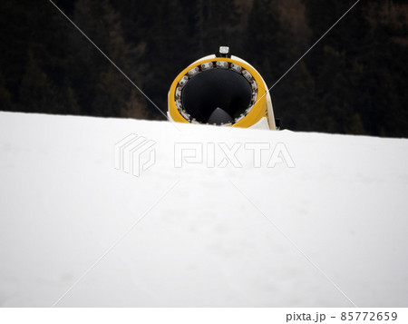 snow machine cannon snowmaker gun detail 85772659