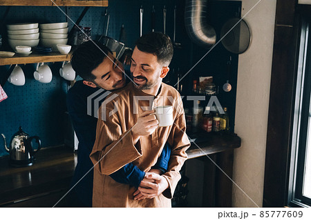 同性愛カップル・LGBTQ・友情イメージ 同性愛カップル・LGBTQ・友情イメージ 85777609