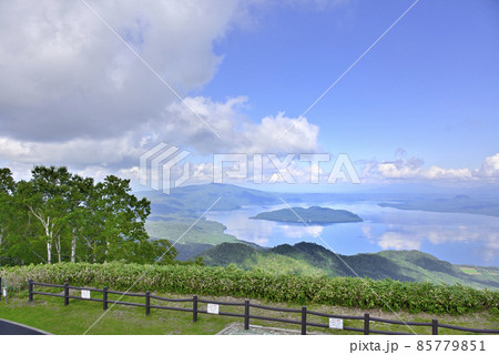 北海道 津別峠から望む屈斜路湖 北海道 津別峠から望む屈斜路湖 85779851