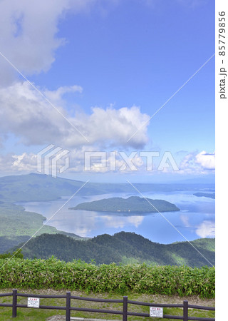 北海道 津別峠から望む屈斜路湖 北海道 津別峠から望む屈斜路湖 85779856