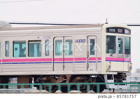 京王線特急 京王八王子行き(7000系) 京王線特急 京王八王子行き(7000系) 85781757