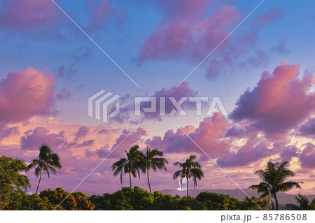 グアム島の美しい夕景 85786508