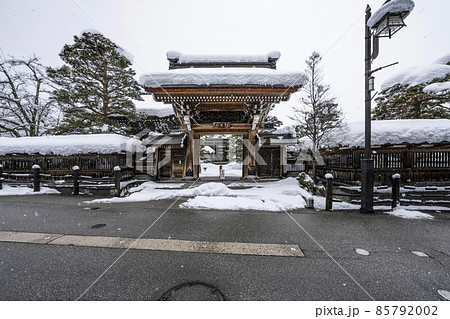 雪の飛騨古川(岐阜県) 真宗寺 雪の飛騨古川(岐阜県) 真宗寺 85792002