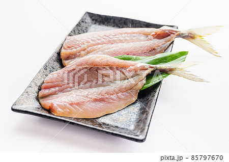 腹開きのアジ 85797670