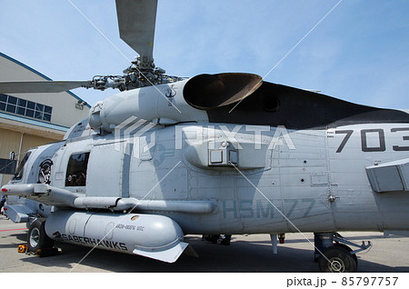 統合多用途艦載ヘリコプター(MH-60R シーホーク) 統合多用途艦載ヘリコプター(MH-60R シーホーク) 85797757