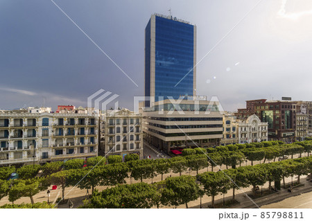チュニジア チュニス新市街 ハビブ・ブルギバ通り / Tunis, Tunisia チュニジア チュニス新市街 ハビブ・ブルギバ通り / Tunis, Tunisia 85798811