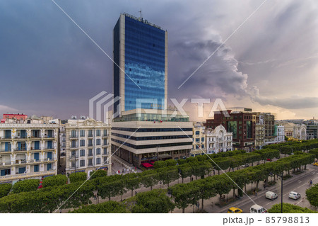 チュニジア チュニス新市街 ハビブ・ブルギバ通り / Tunis, Tunisia チュニジア チュニス新市街 ハビブ・ブルギバ通り / Tunis, Tunisia 85798813