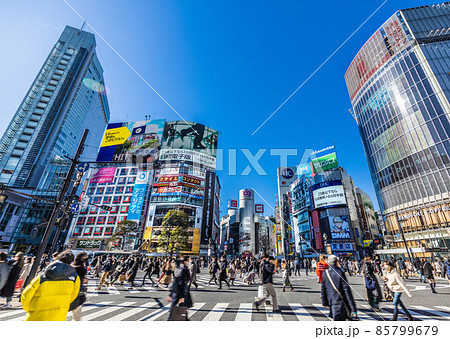 日本の東京都市景観6波緊急宣言まだない愚…遂に東京4千人超・全国2万人超。渋谷は大人流…＝14日 85799679