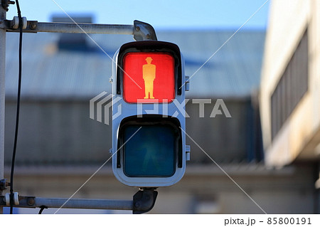 【そら】歩行者用信号機 green-light-pedestrian-traffic