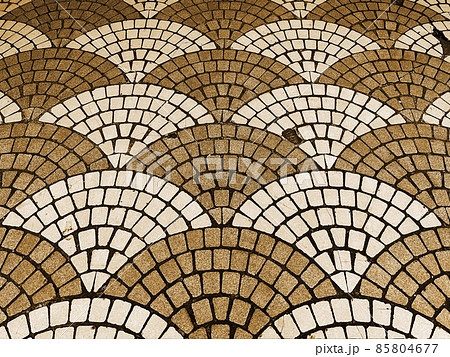 扇型の古いコンクリートブロックの床のテクスチャパターン素材_05 85804677