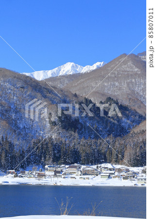 冬の青木湖 85807011
