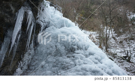 新九郎の滝氷瀑 85813138